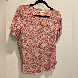 Women’s floral pattern shirt